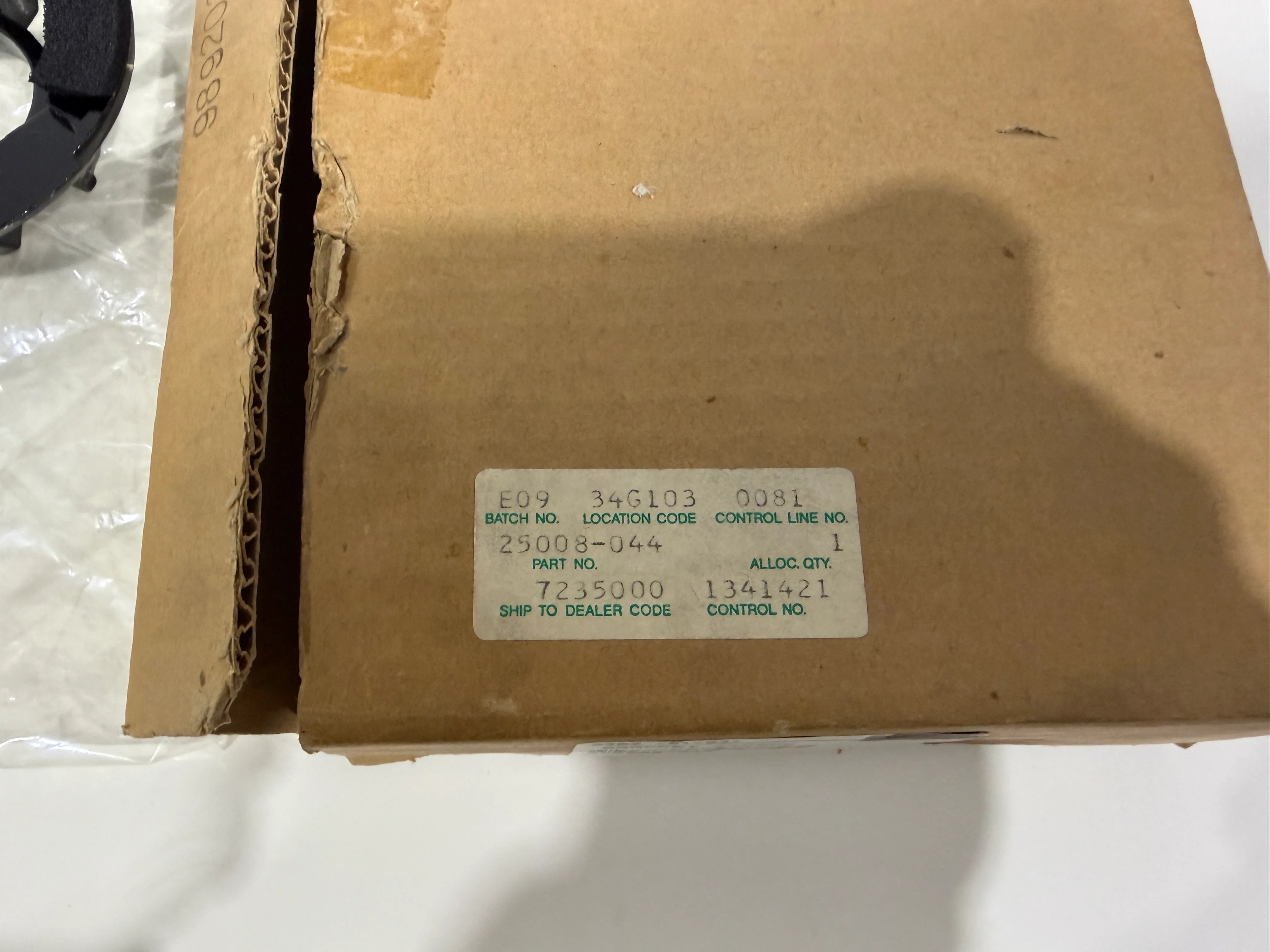 NOS KAWASAKI Z1 900 Meter Bracket Z1A Z1B NEW 25008-044 - Image 3