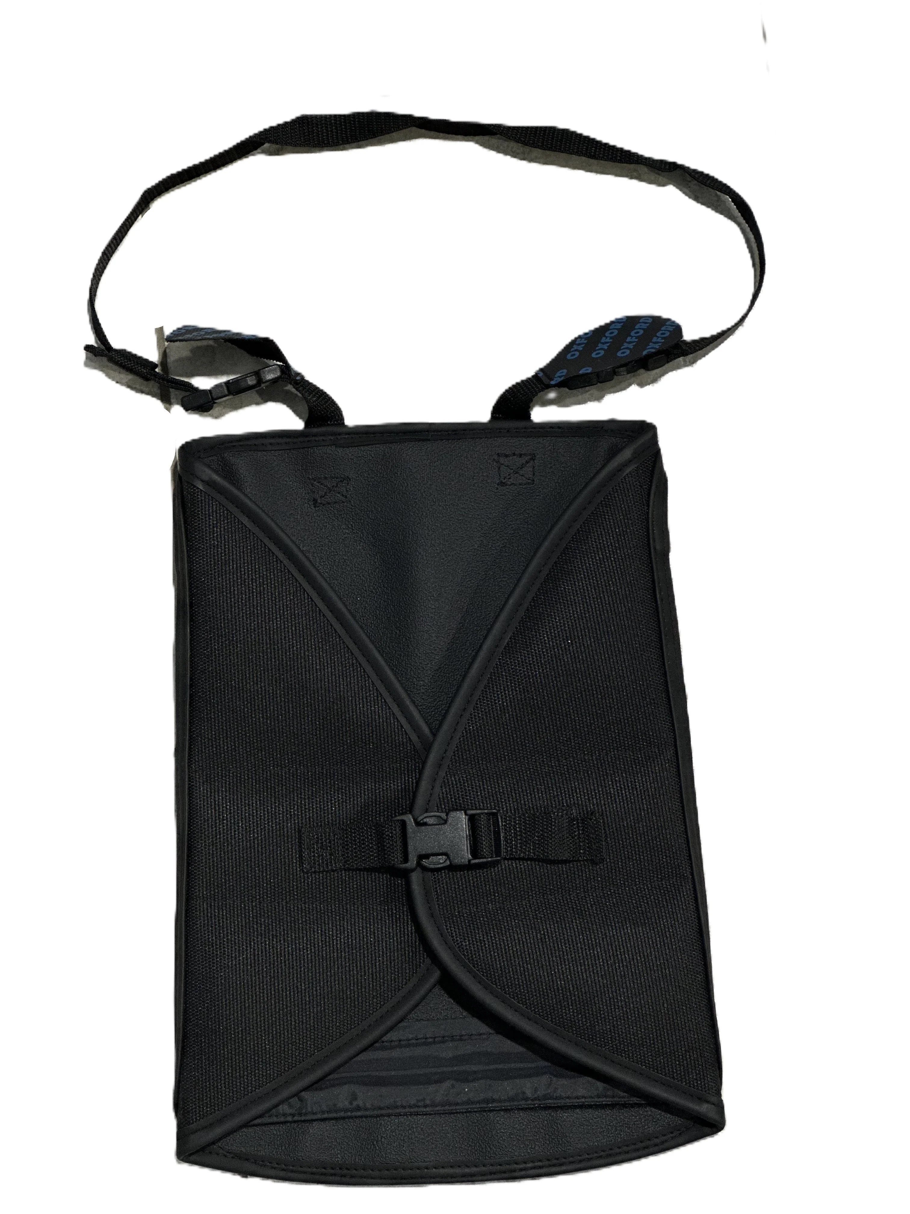 Oxford Magnetic Sports Map Holder - Image 2